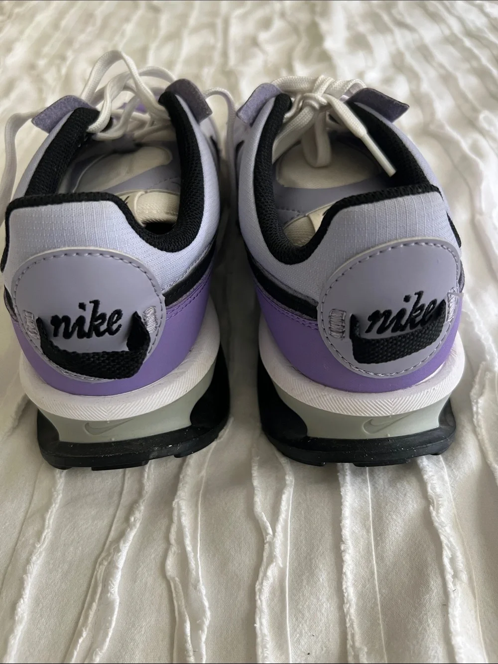Nike Air Max Pre Day - Picture 4 of 10
